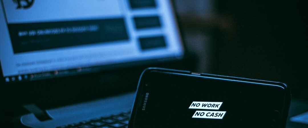Passkeys vs. Password Managers: How to Protect Your Online Accounts
