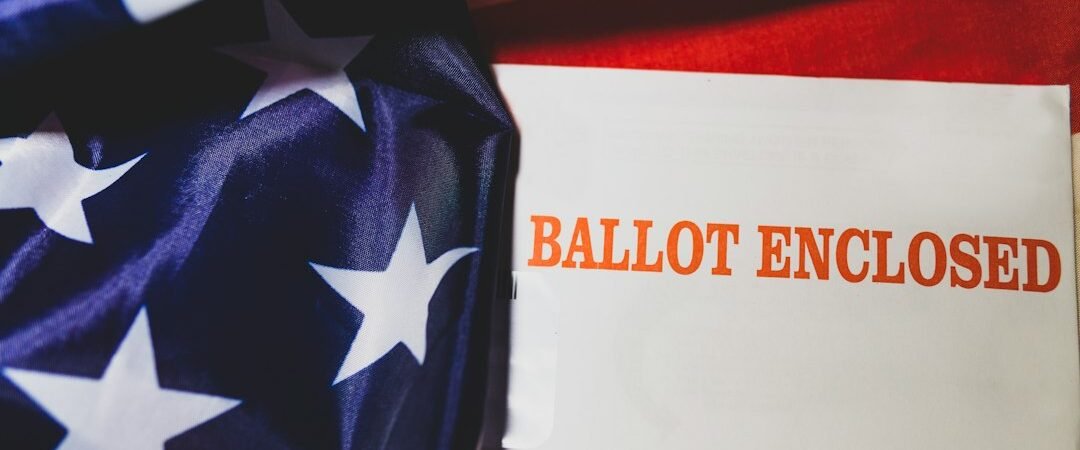 Election Scams Before the 2026 Midterms: Fake Texts, Links and Ballot Claims